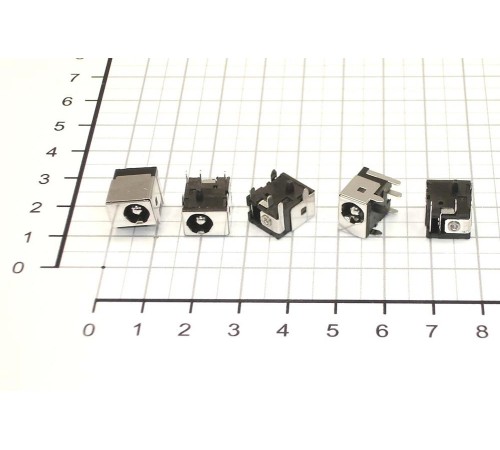 Разъем для ноутбука ASUS Z3300AE A4L(Z9000) A6K A6R W1000 d=2.5mm 2600003 1603300