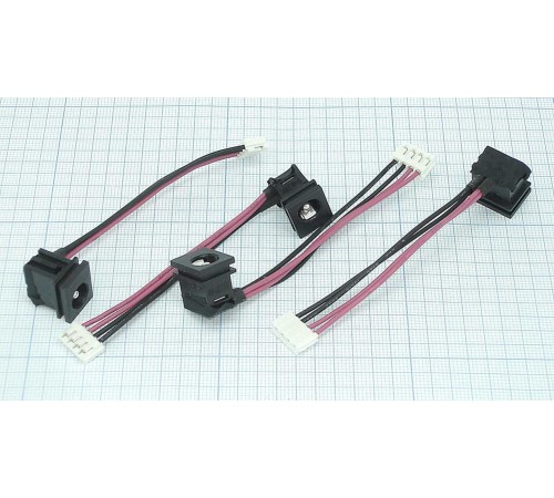 Разъем для ноутбука HY-TOOO5 TOSHIBA TECRA M1 M2 M5 A80 с кабелем