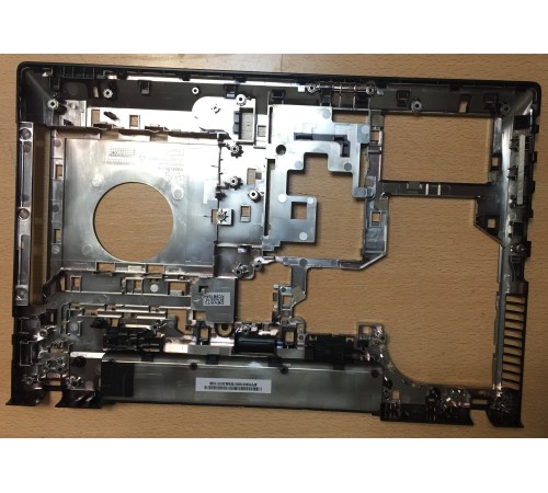 Поддон (нижний корпус, D cover) для ноутбука Lenovo G500, G505, G510, G590 (AP0Y0000700), черный