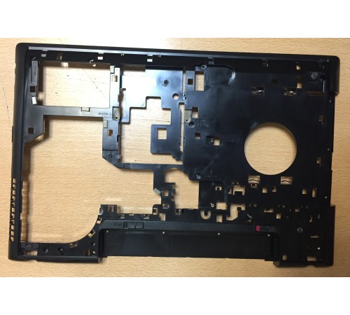 Поддон (нижний корпус, D cover) для ноутбука Lenovo G500, G505, G510, G590 (AP0Y0000700), черный