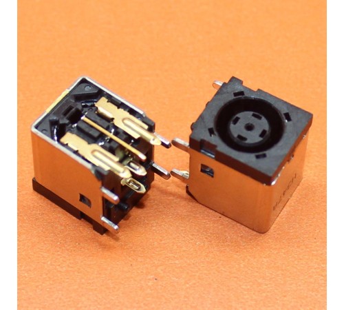 Разъем питания для ноутбука DELL 1520 1720 M1210 D600; HP 6510B [20402]