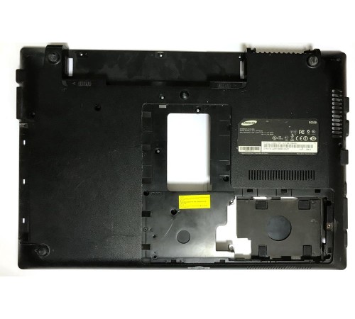 Поддон (нижний корпус, D cover) для ноутбука Samsung NP-RC530 (BA75-02677), с разбора