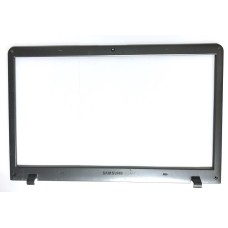 *Б/У* Рамка матрицы, безель (B cover) для ноутбука Samsung NP350V5C, NP355V5C (BA81-17603A) [BUR0141-8], с разбора