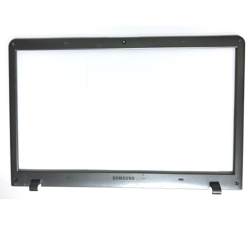 Рамка матрицы, безель (B cover) для ноутбука Samsung NP350V5C, NP355V5C (BA81-17603A), с разбора