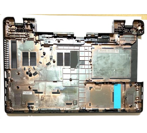 Поддон (нижняя часть корпуса, D cover) для ноутбука Acer Aspire E5-571, E5-571G, E5-531, E5-521 (AP154000100), с разбора